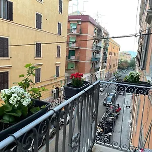 Appartamento San Lorenzo 42, Roma